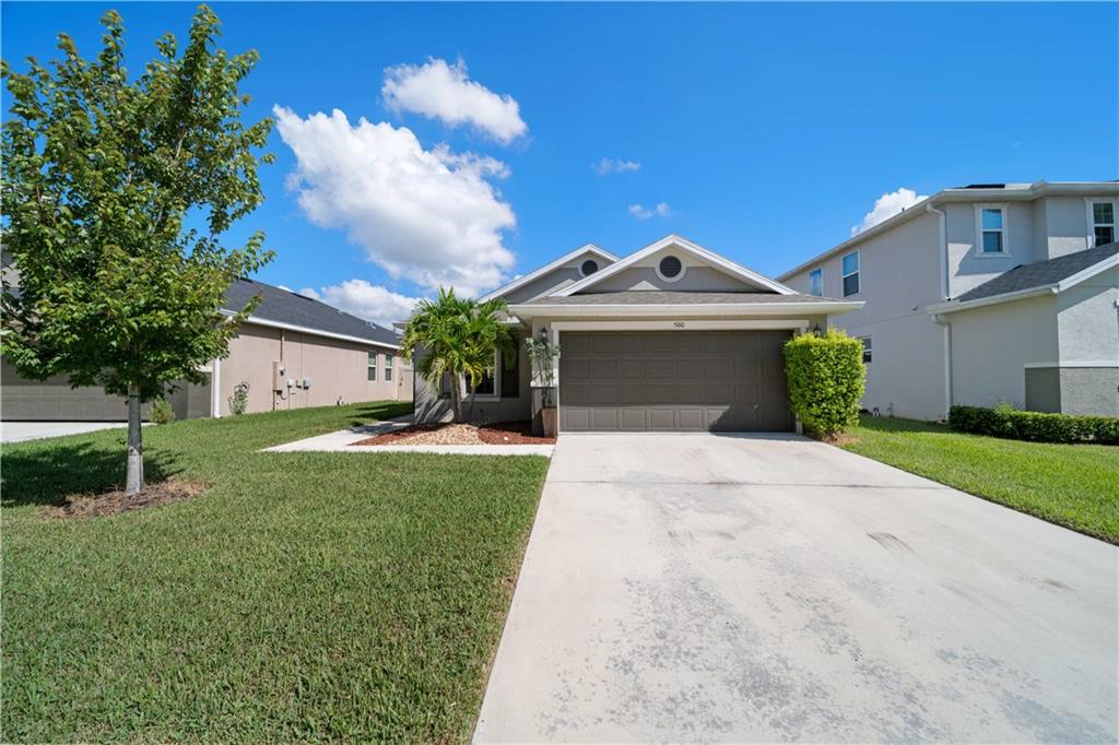 5160 NW Pine Trail Cir