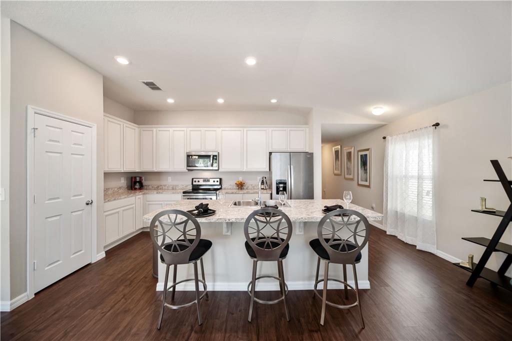5160 NW Pine Trail Cir