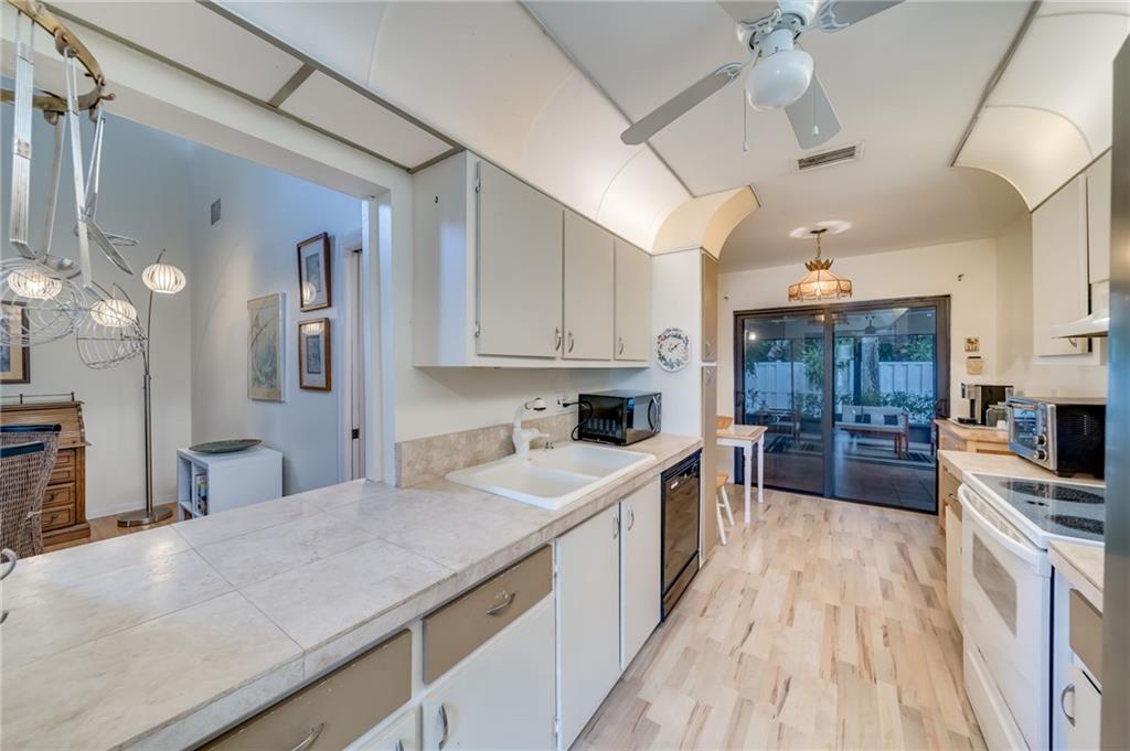 1541 Riverwood Ln