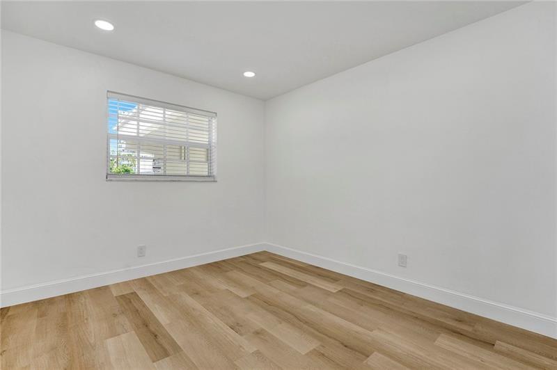 1439 S Ocean Blvd Unit: 104