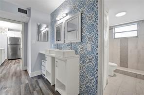 1751 NW 75th Ave Unit: 204