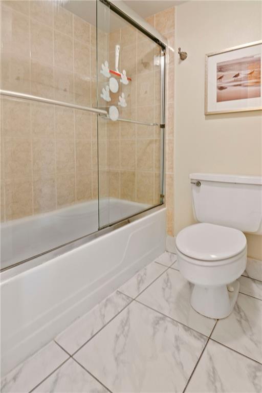 6061 N Falls Circle Dr Unit: 202