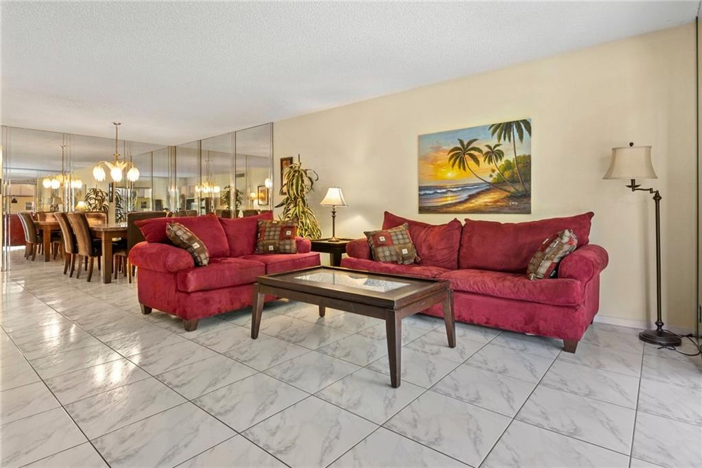 6061 N Falls Circle Dr Unit: 202