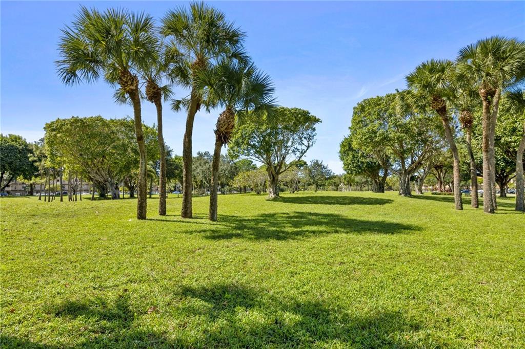 6061 N Falls Circle Dr Unit: 202
