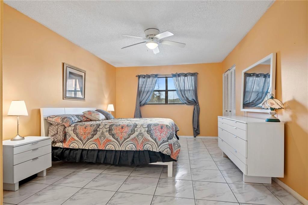6061 N Falls Circle Dr Unit: 202