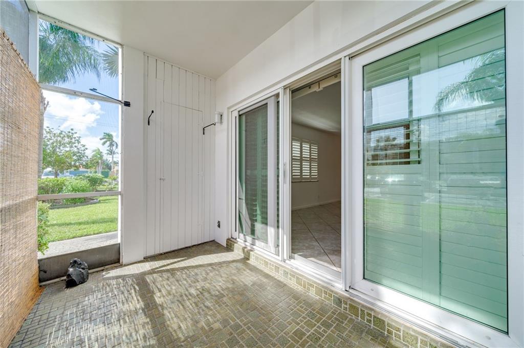 3020 NE 16th Ave Unit: E-101