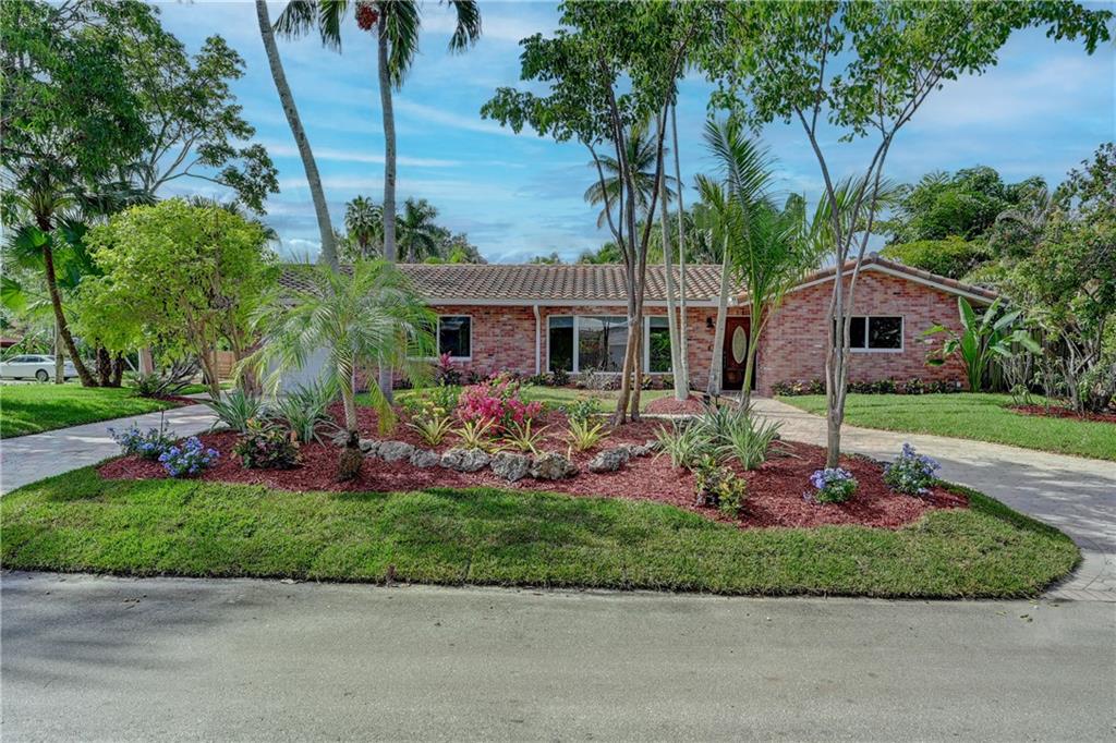 541 SW 9th Ter
