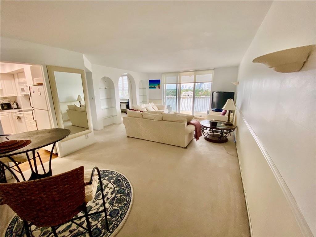 1 Las Olas Circle Unit: 607