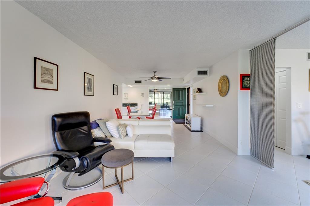 11210 Green Lake Dr Unit: 101
