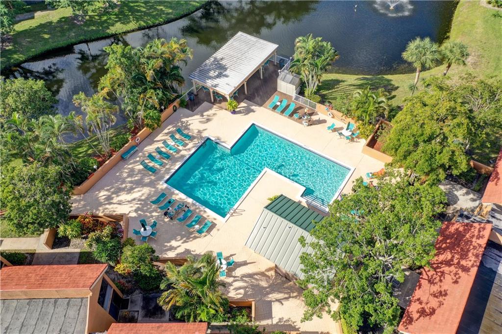 11210 Green Lake Dr Unit: 101