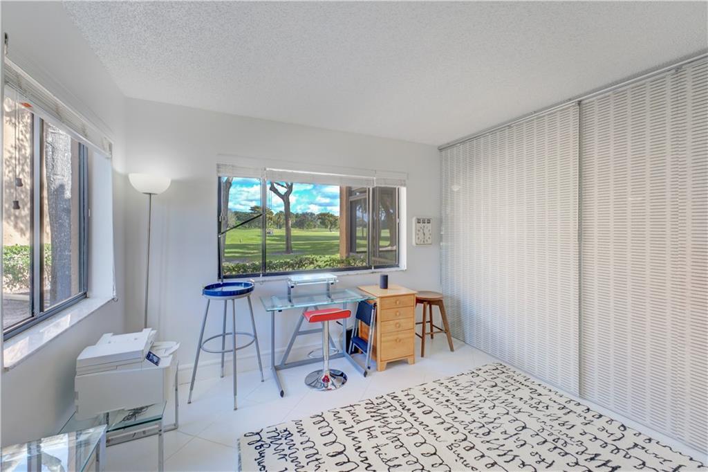 11210 Green Lake Dr Unit: 101