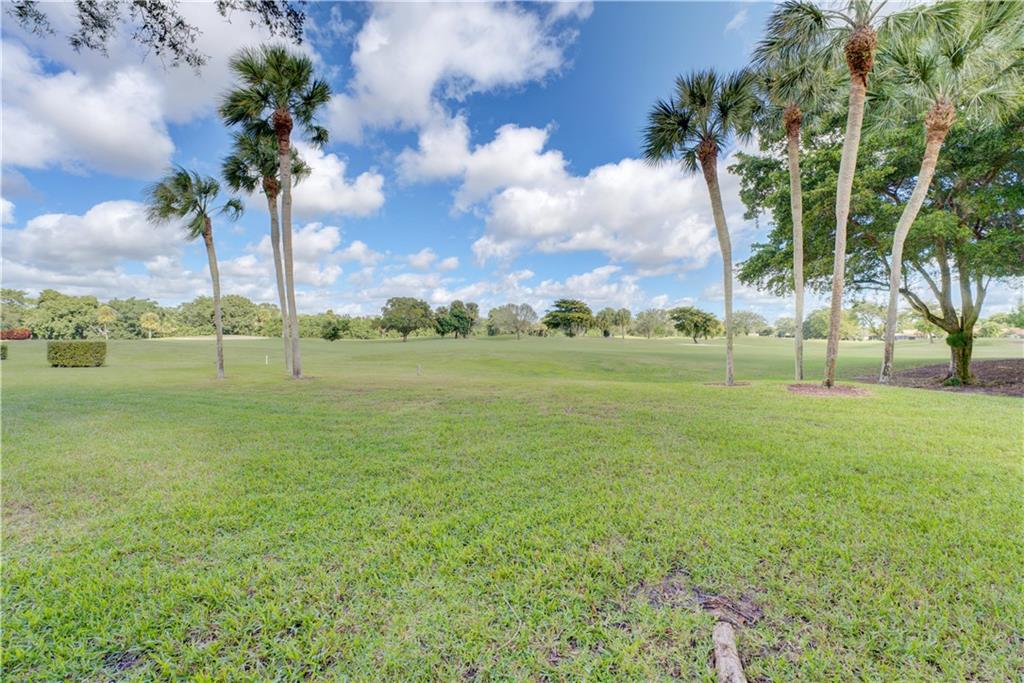 11210 Green Lake Dr Unit: 101
