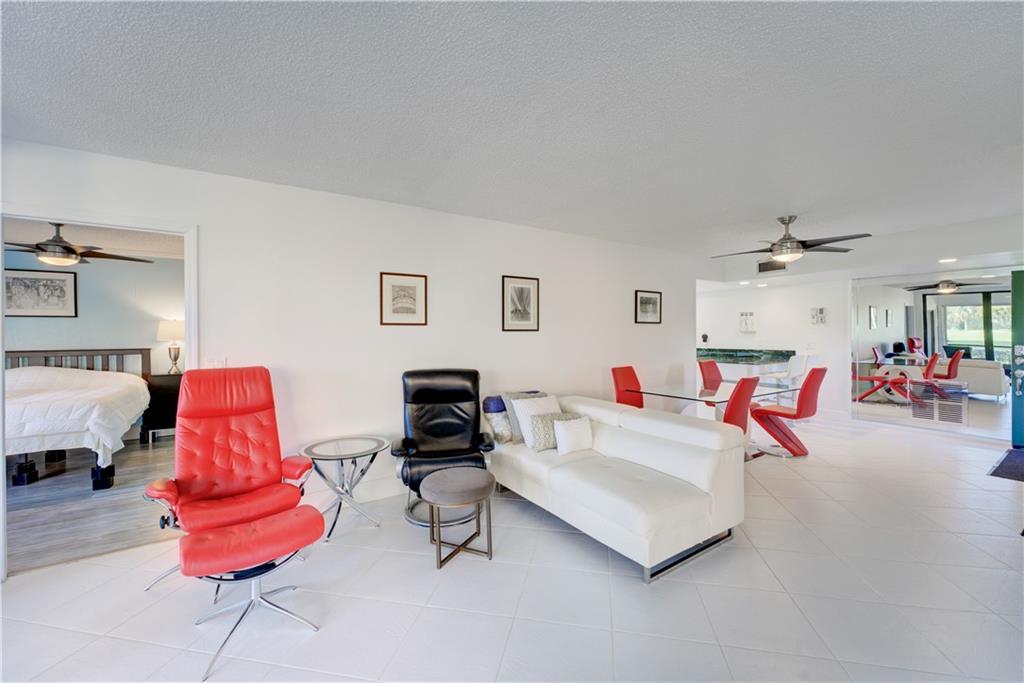 11210 Green Lake Dr Unit: 101