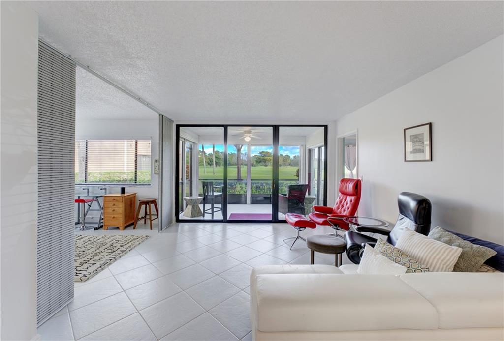 11210 Green Lake Dr Unit: 101