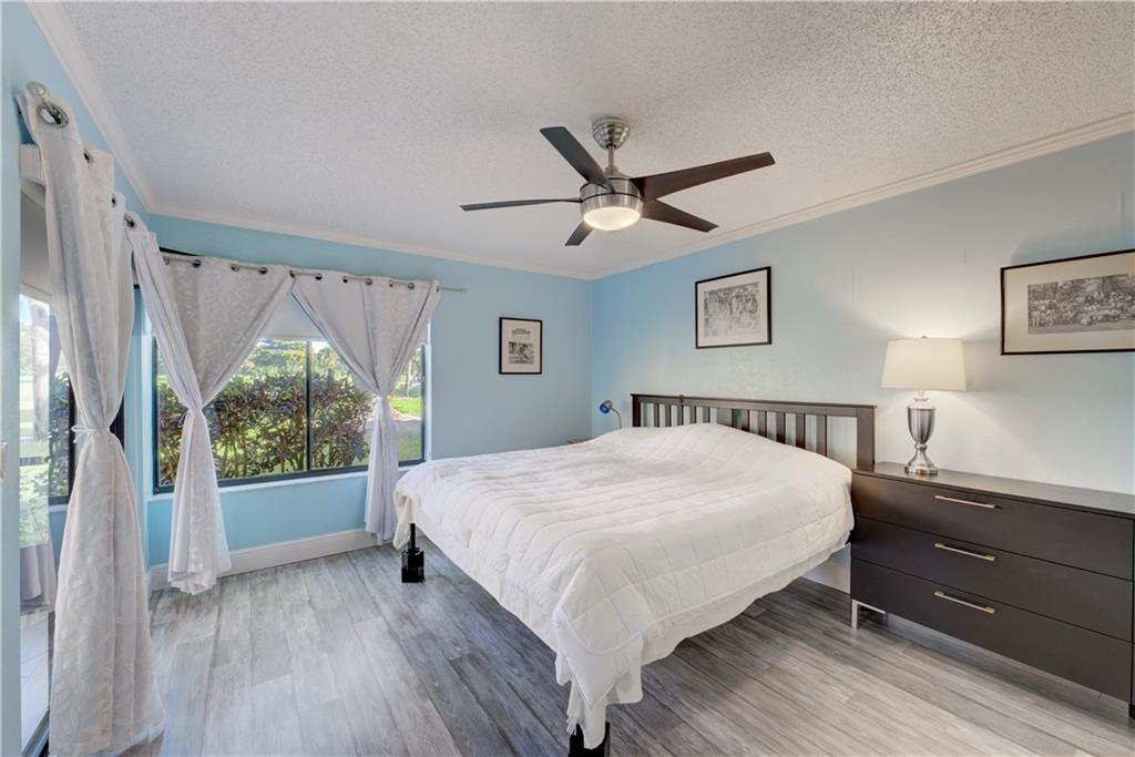 11210 Green Lake Dr Unit: 101