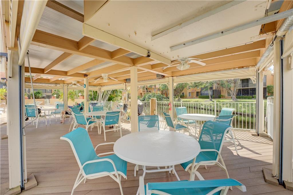 11210 Green Lake Dr Unit: 101