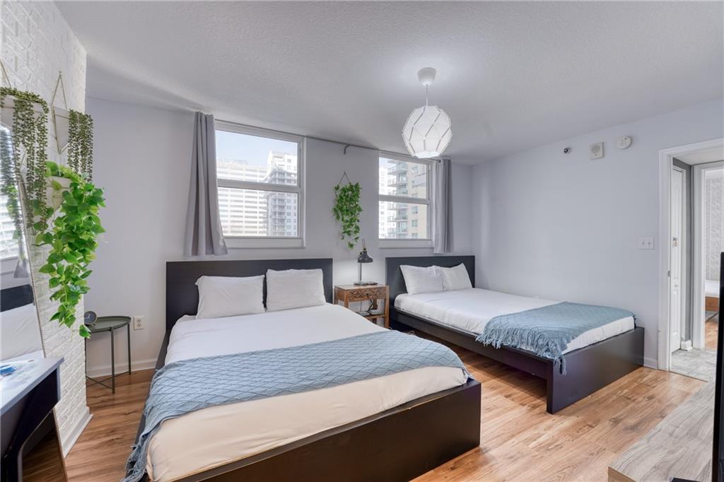 1200 Brickell Bay Dr Unit: 2202