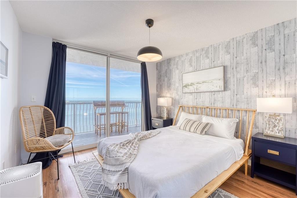 1200 Brickell Bay Dr Unit: 2202