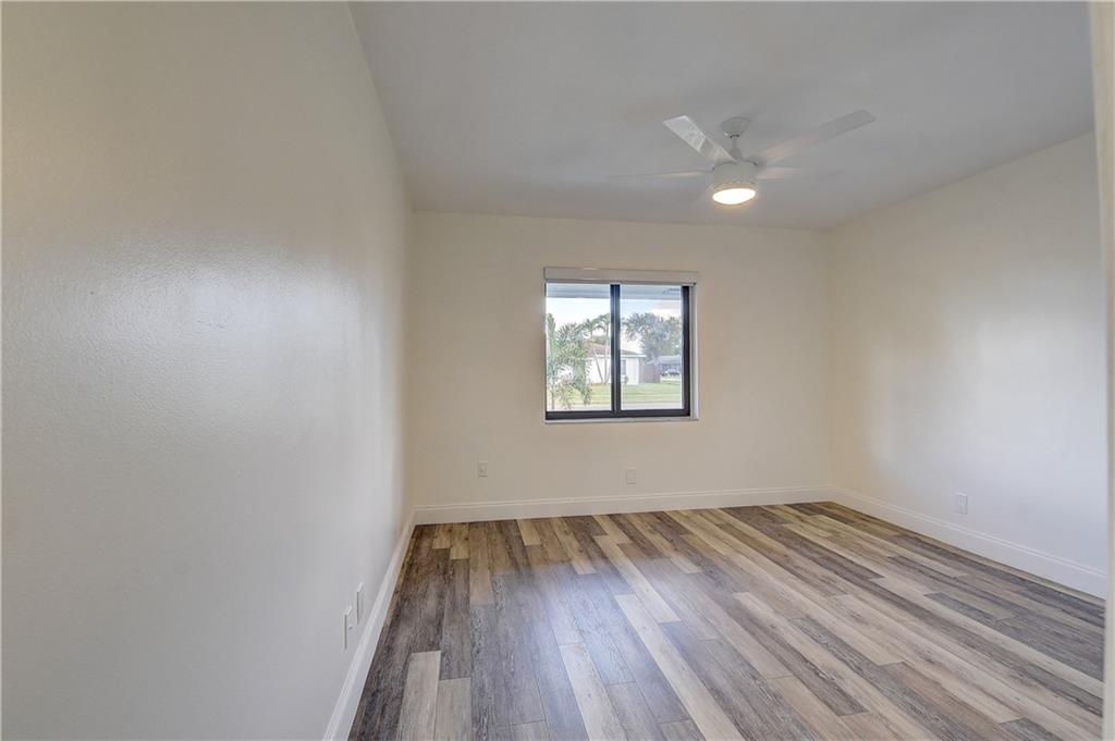 9555 Burlington Pl