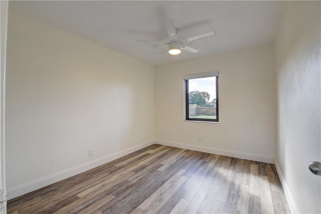 9555 Burlington Pl