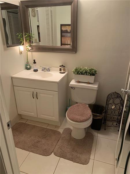 701 LYONS RD Unit: 13206
