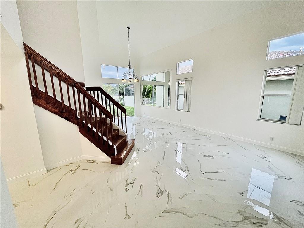 11041 Harbour Springs Cir