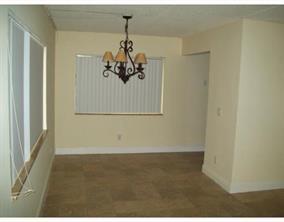 201 Meadows Cir Unit: -
