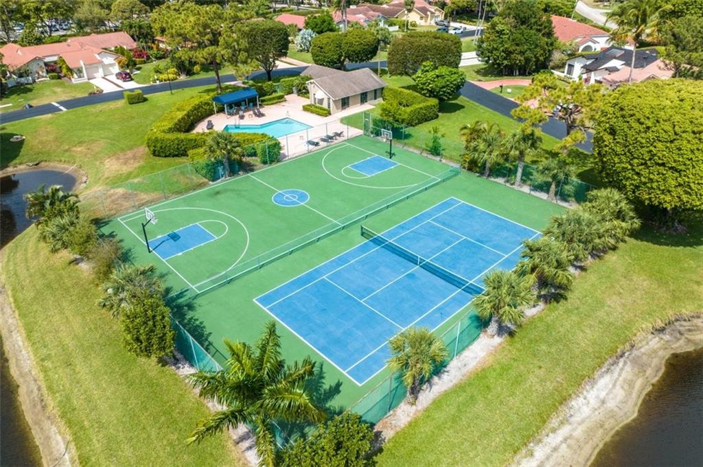 23261 Boca Club Colony Cir