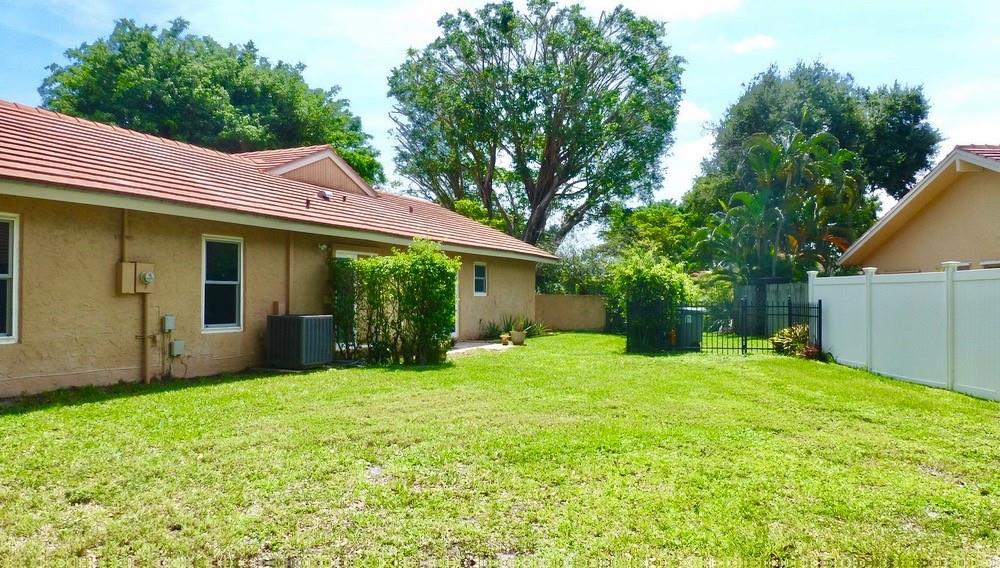 23261 Boca Club Colony Cir