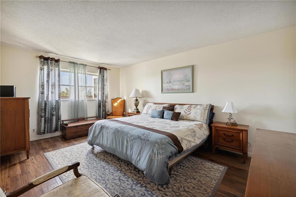 4047 NW 16th Street Unit: 402