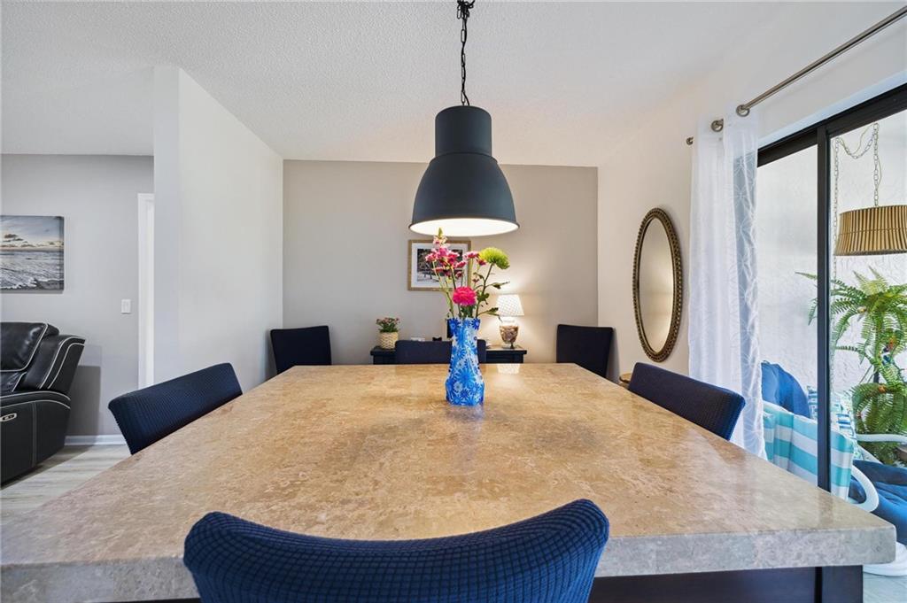 4760 QUAILWOOD CRES Unit: A
