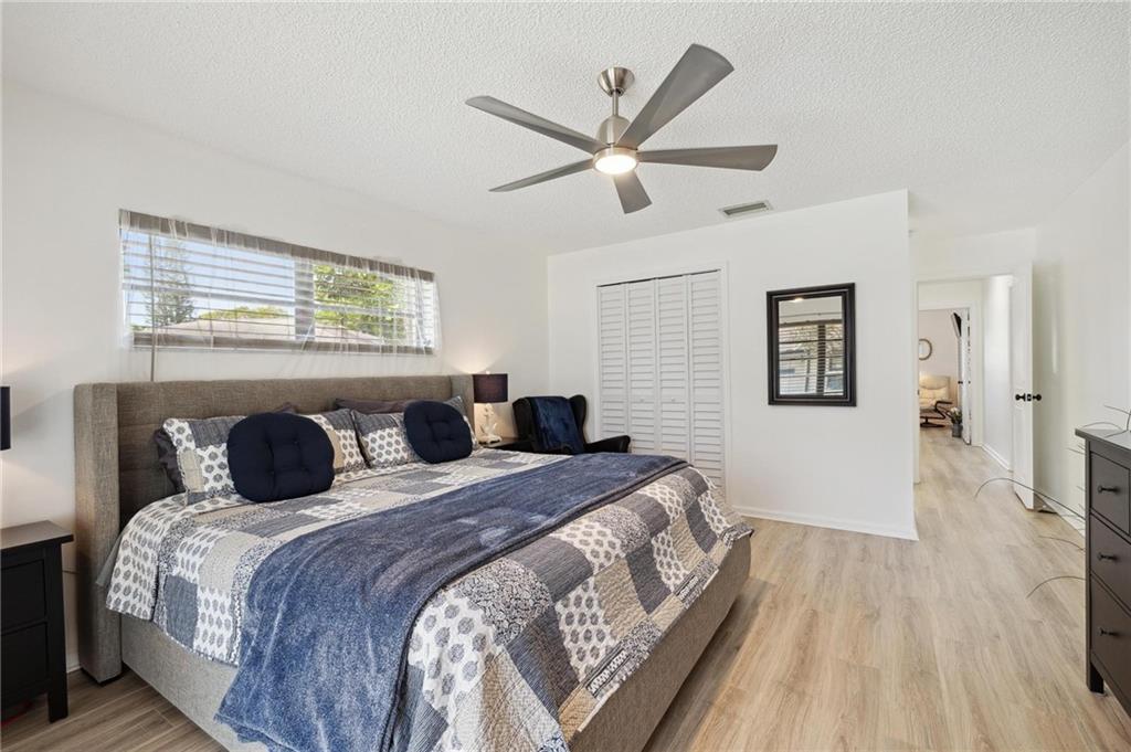 4760 QUAILWOOD CRES Unit: A