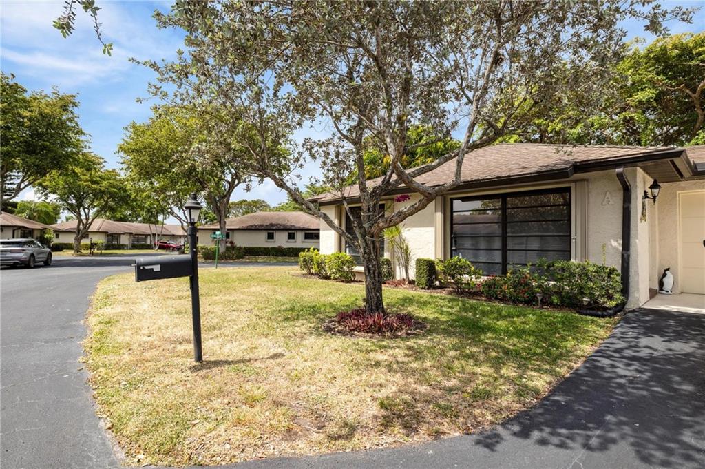 4760 QUAILWOOD CRES Unit: A