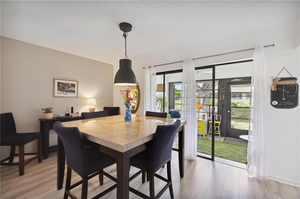 4760 QUAILWOOD CRES Unit: A