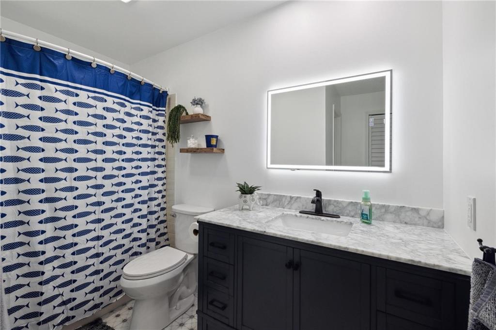 4760 QUAILWOOD CRES Unit: A