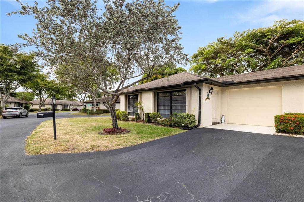 4760 QUAILWOOD CRES Unit: A