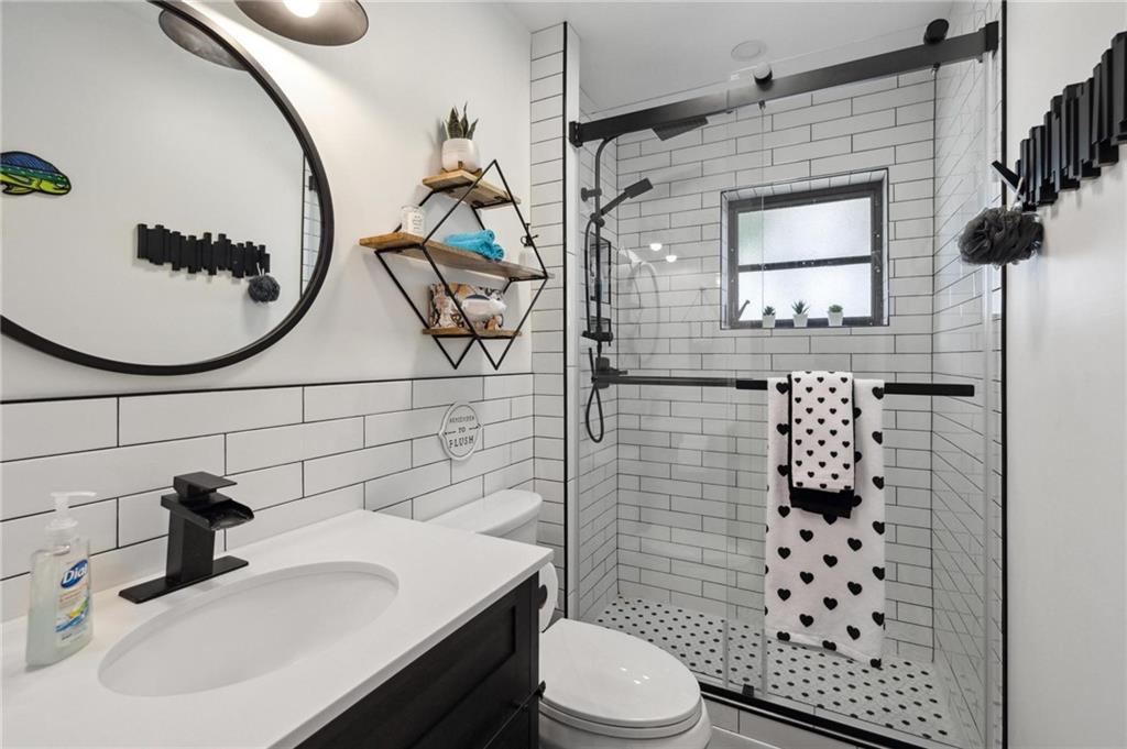4760 QUAILWOOD CRES Unit: A