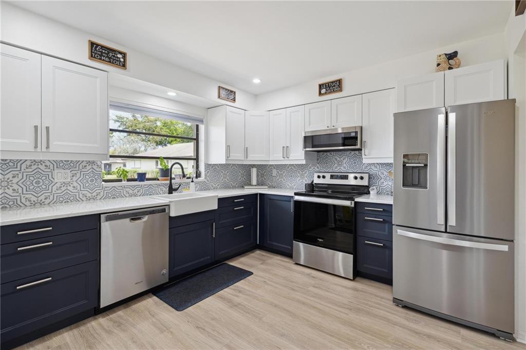 4760 QUAILWOOD CRES Unit: A