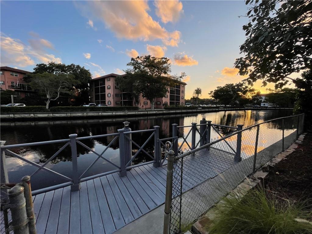 316 NW 20th St