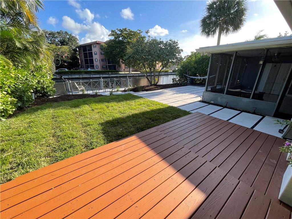 316 NW 20th St