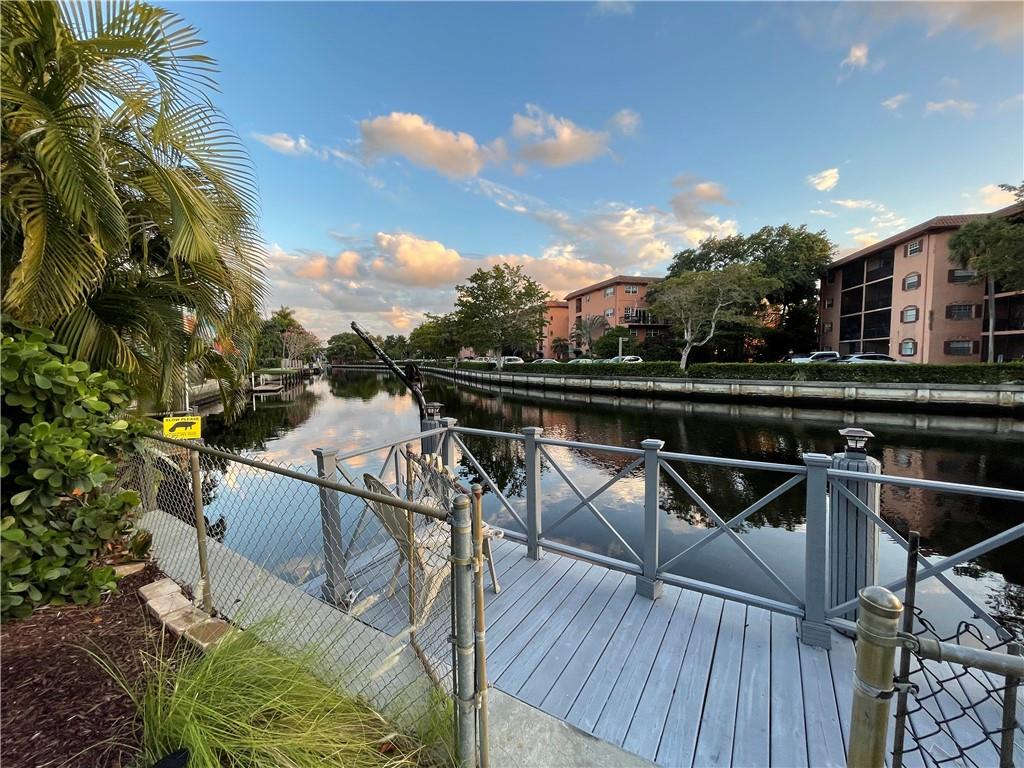 316 NW 20th St