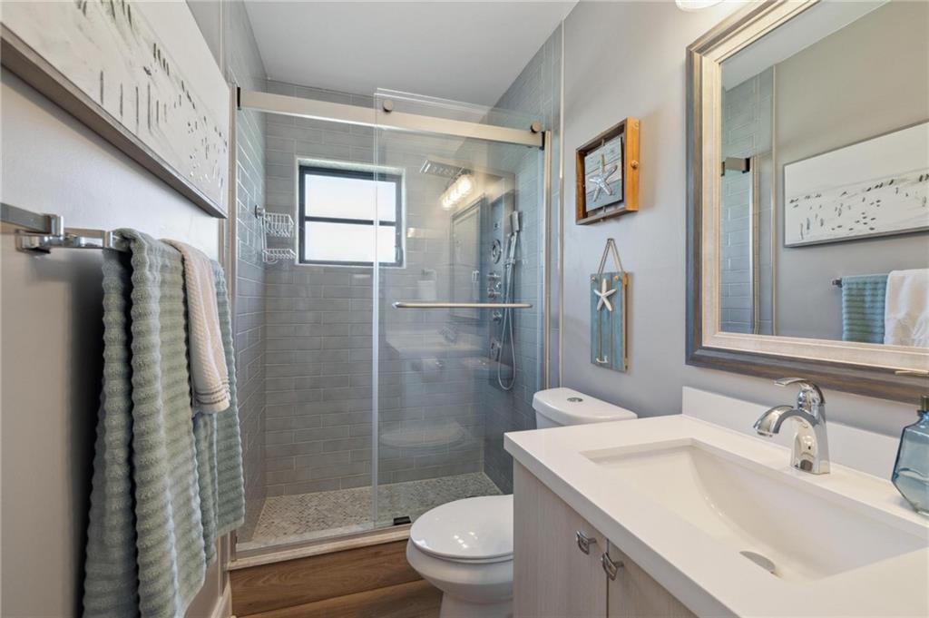 4754 GREENTREE DR Unit: B