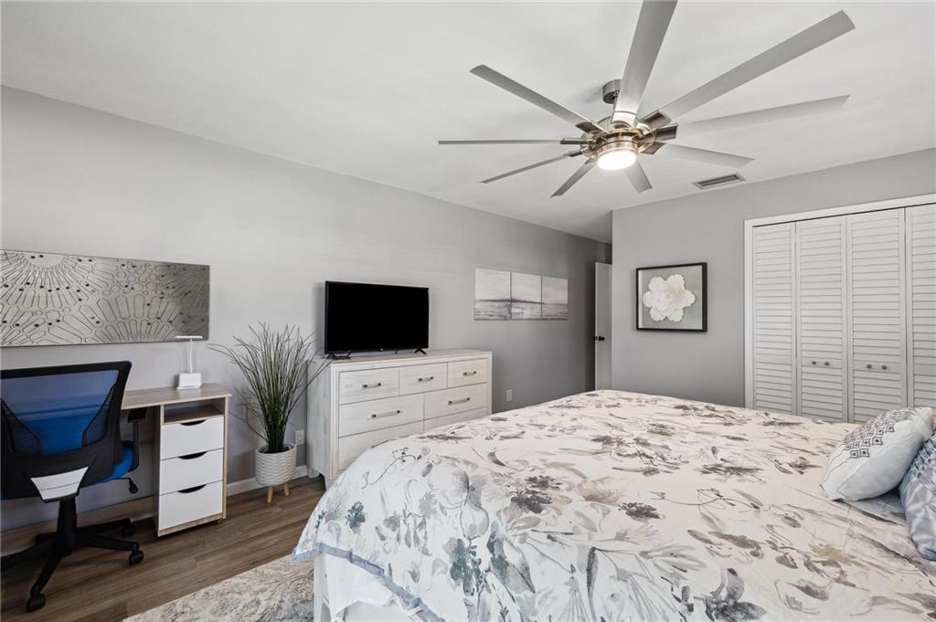4754 GREENTREE DR Unit: B