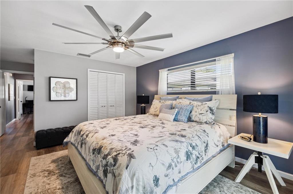 4754 GREENTREE DR Unit: B