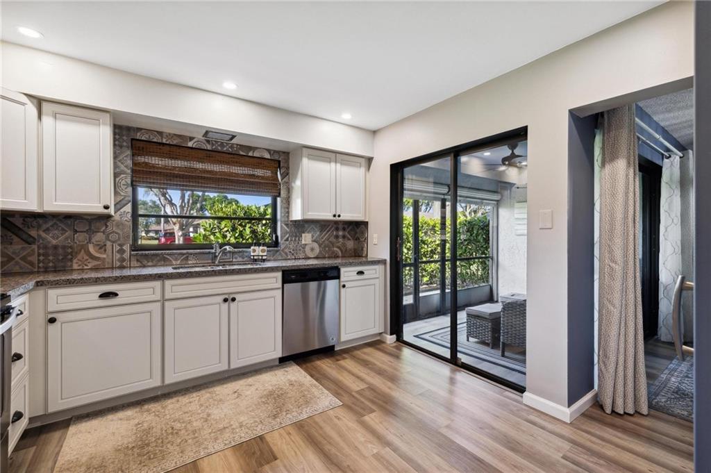 4754 GREENTREE DR Unit: B