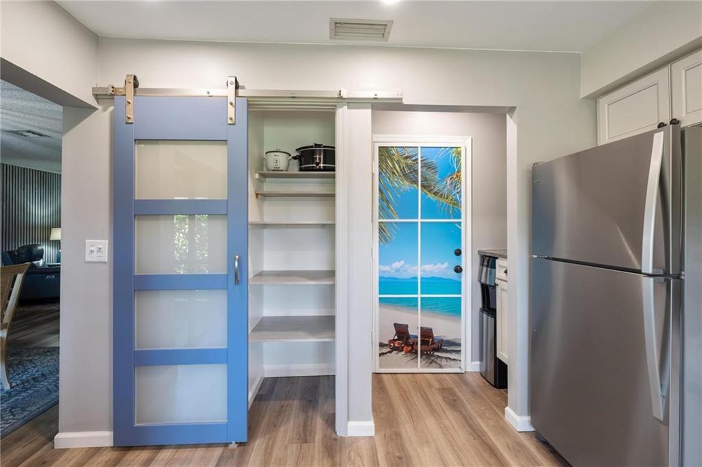 4754 GREENTREE DR Unit: B