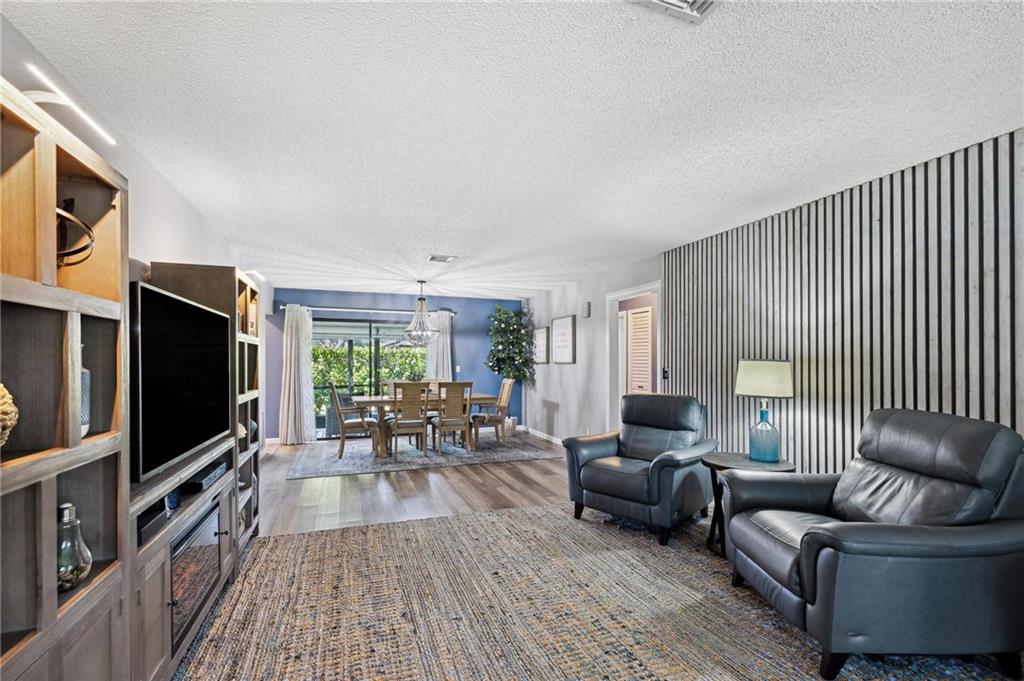 4754 GREENTREE DR Unit: B