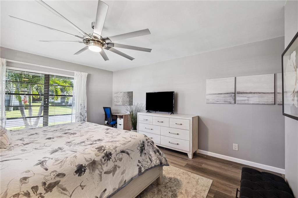 4754 GREENTREE DR Unit: B