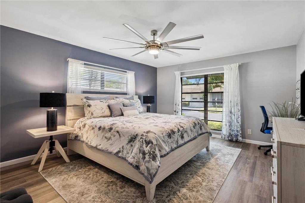 4754 GREENTREE DR Unit: B