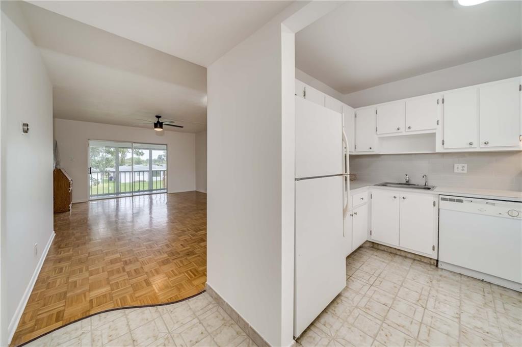 7305 NW 5th Pl Unit: 201